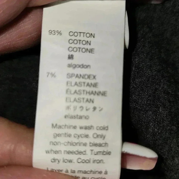 GAP stretch mini skirt size small - Picture 4 of 4